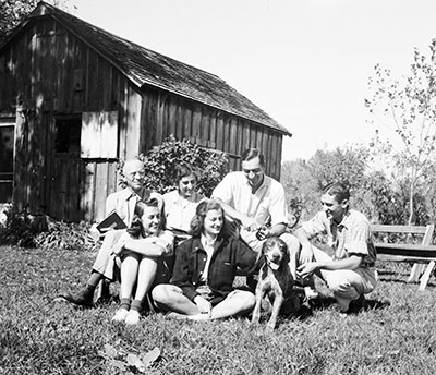 Aldo and Starker Leopold with family at the shack.