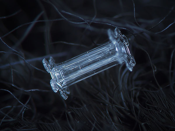 Snowflake photography by Alexey Kljatov